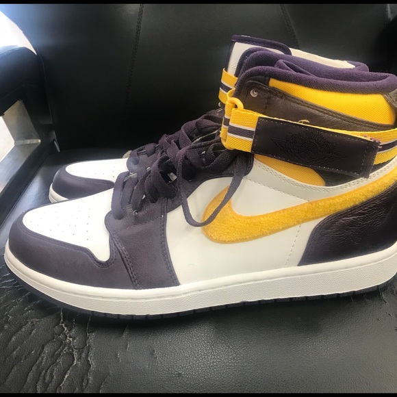 jordan 1 high strap lakers